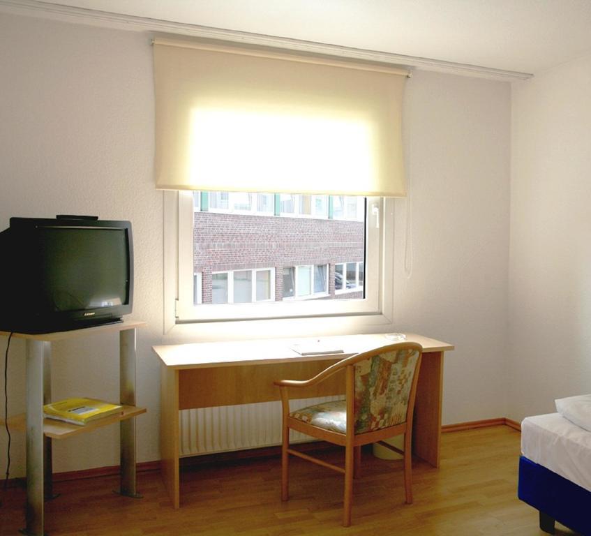 Vahrenwalder Hotel Hannover Bagian luar foto