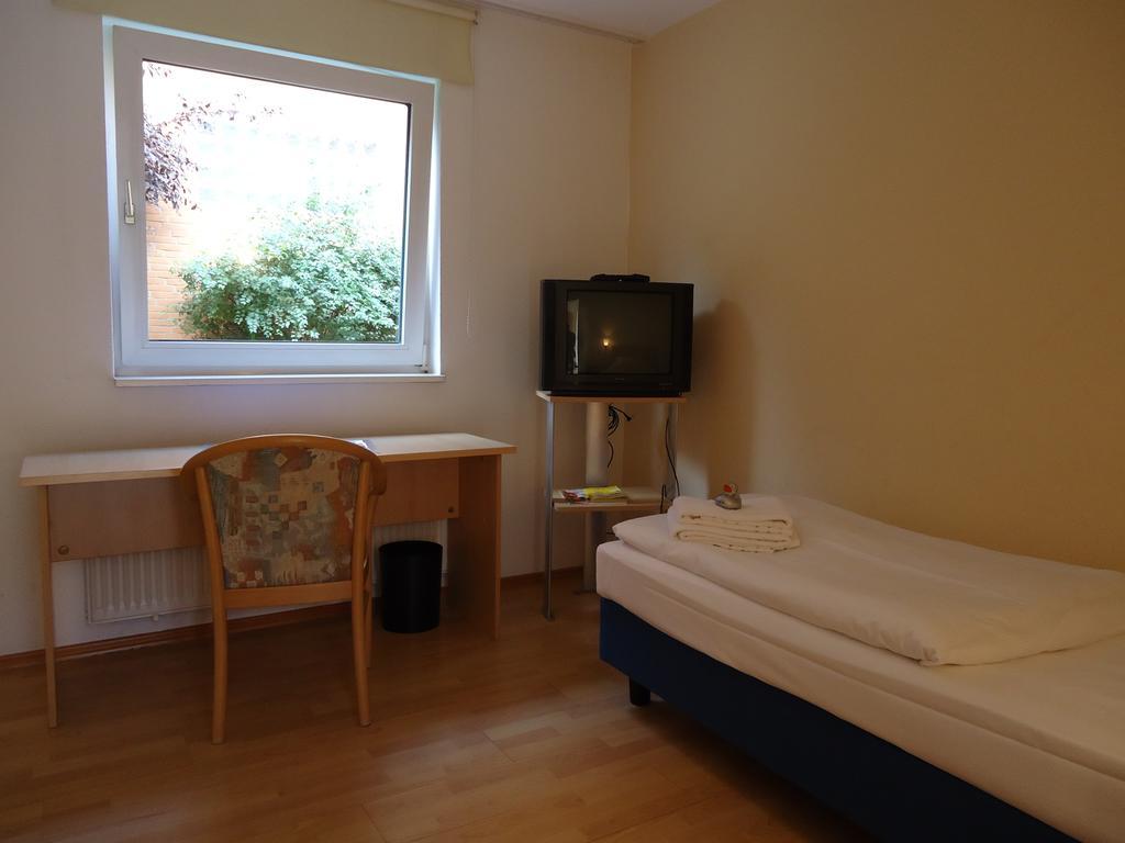 Vahrenwalder Hotel Hannover Bagian luar foto